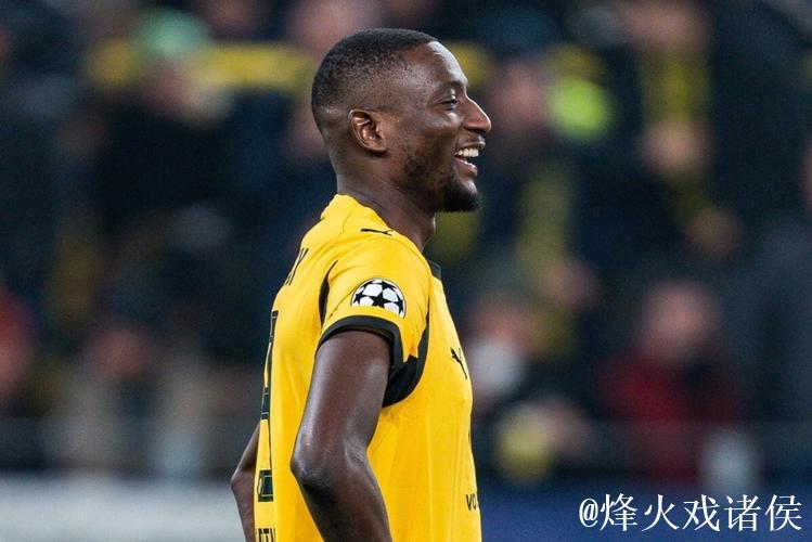 吉拉西在23场欧冠比赛中打入18球,成绩仅逊于哈兰德的28球纪录 吉拉西在23场欧冠比赛中打入18球,成绩仅逊于哈兰德的28球纪录